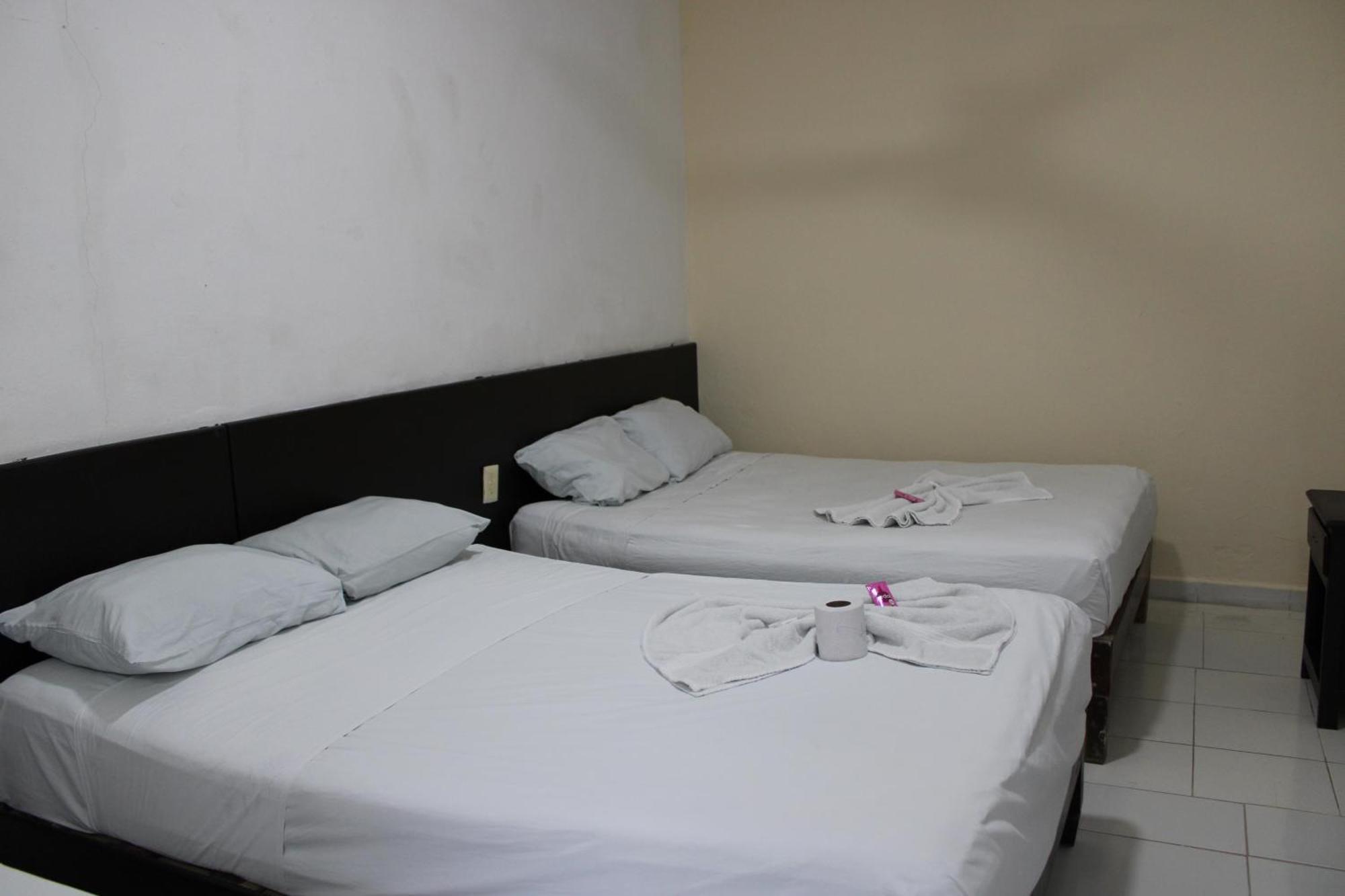Oyo Hotel Colibri Chetumal Luaran gambar
