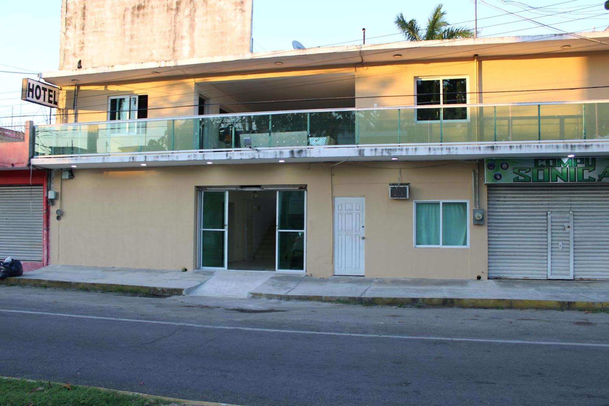 Oyo Hotel Colibri Chetumal Luaran gambar